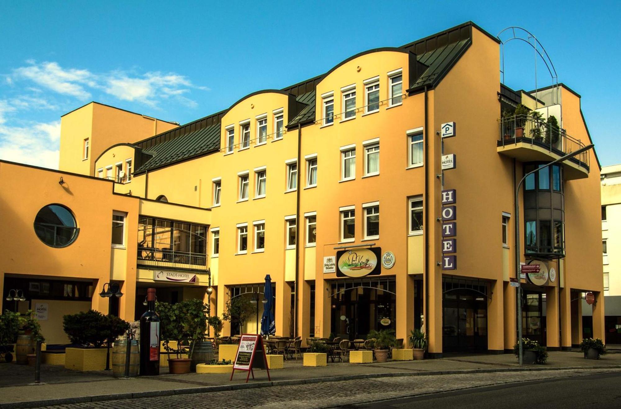 Stadt-Hotel Loerrach Gbr エクステリア 写真