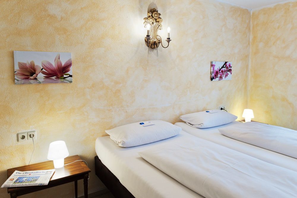 Stadt-Hotel Loerrach Gbr エクステリア 写真